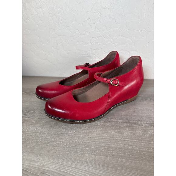 Dansko Loralie Shoes Womens 39 US 8 Mary Janes Wedge Red Burnished Leather Boho - Picture 1 of 9